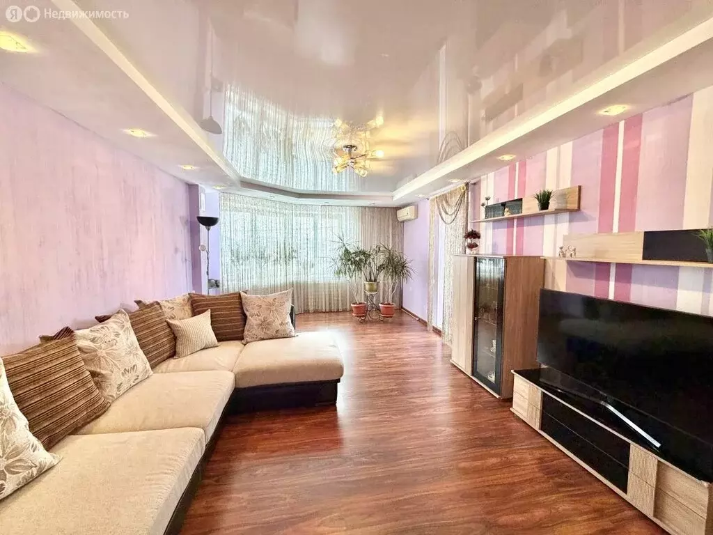 2-комнатная квартира: Волгоград, улица Маршала Ерёменко, 44 (80 м) - Фото 1