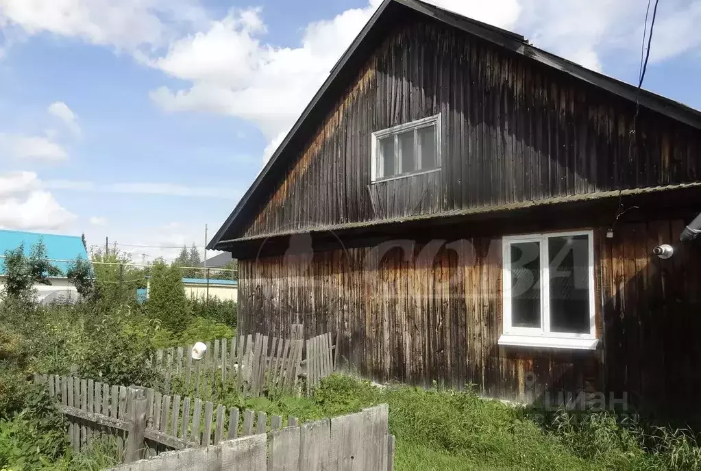 Дом в Тюменская область, с. Ярково ул. Полевая (130 м) - Фото 1