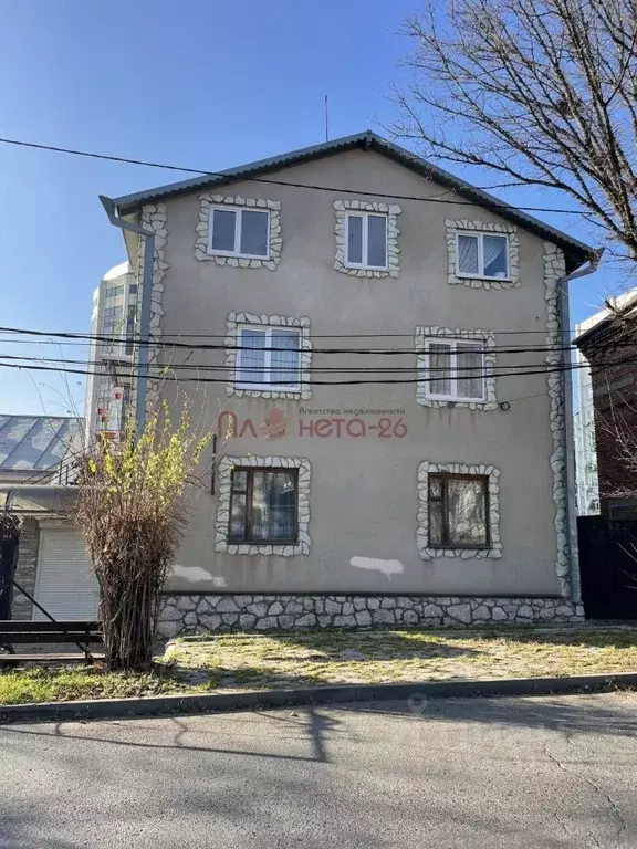 3-к кв. Ставропольский край, Пятигорск ул. Крайнего, 20А (141.1 м) - Фото 0