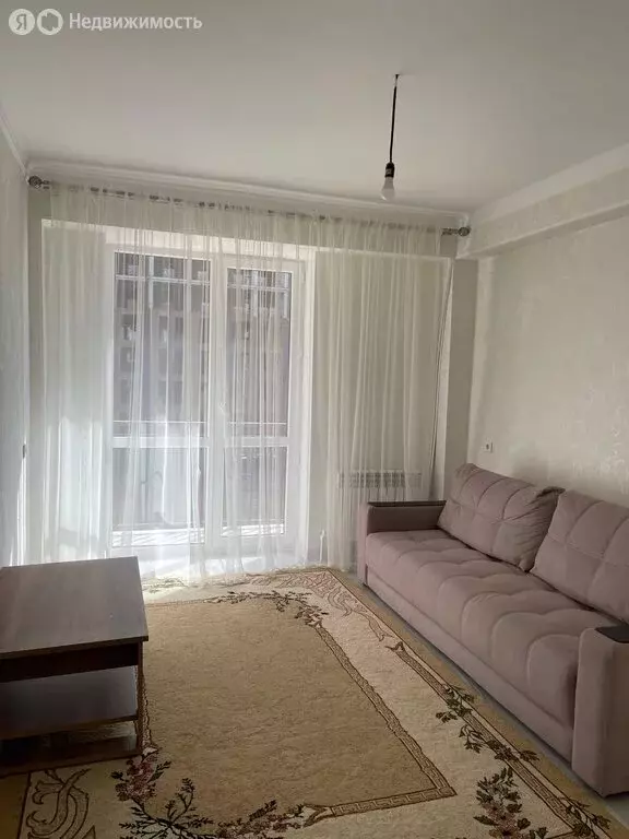 2-комнатная квартира: Грозный, улица Лескова, 15 (53.1 м) - Фото 1
