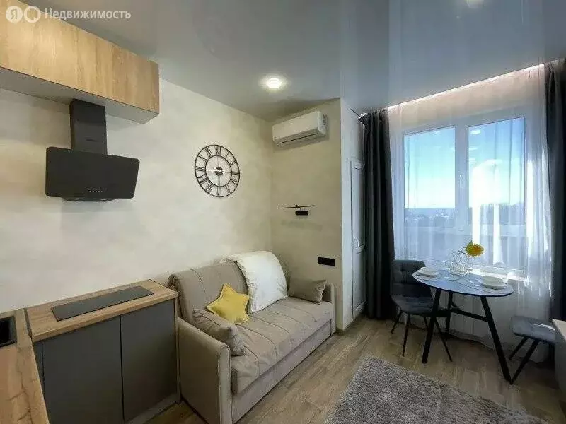 Квартира-студия: Сочи, микрорайон Бытха, Ясногорская улица, 16/8к1 (18 ... - Фото 1