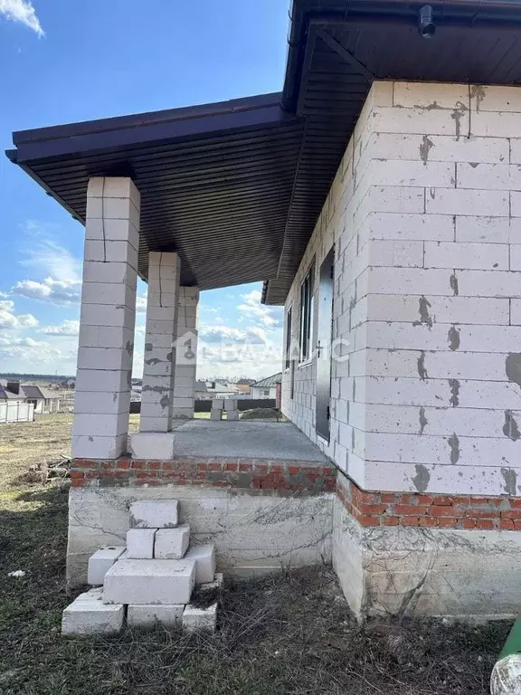 Дом в Белгородская область, Белгородский район, пос. Майский просп. ... - Фото 0