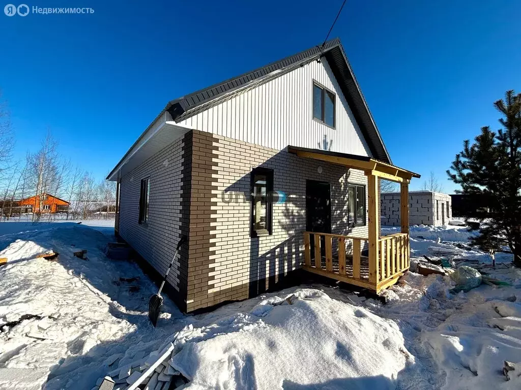 Дом в село Иглино, улица Пирогова, 1 (100 м) - Фото 1