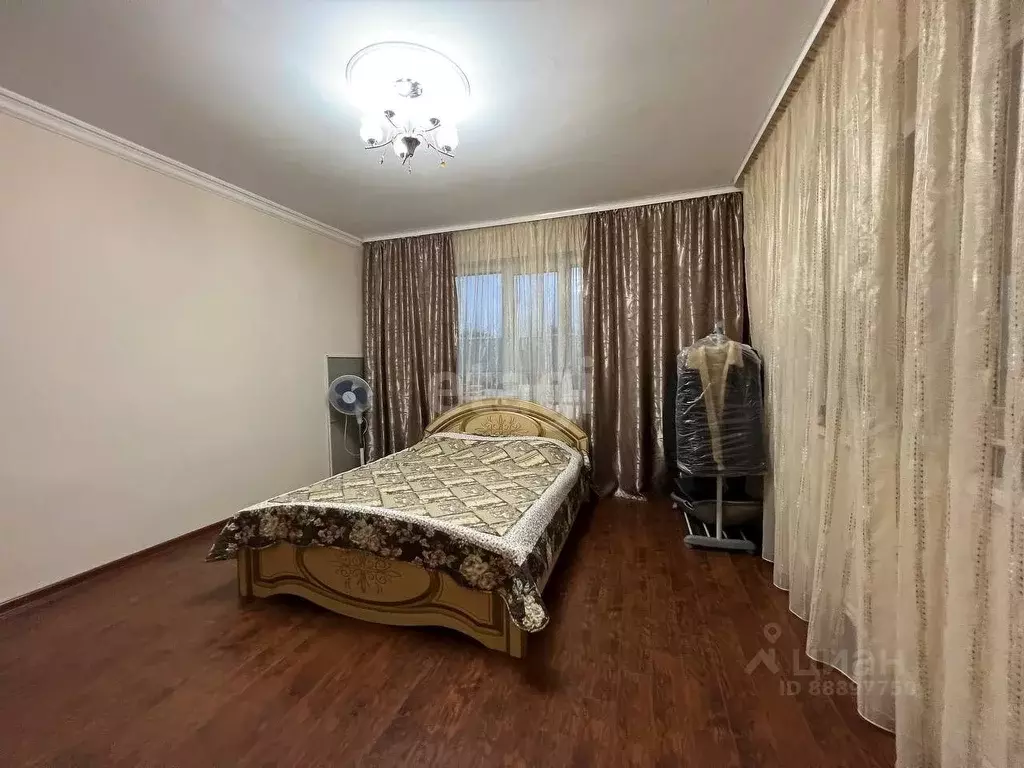 Дом в Карачаево-Черкесия, Адыге-Хабль аул ул. Убыхская (217 м) - Фото 0