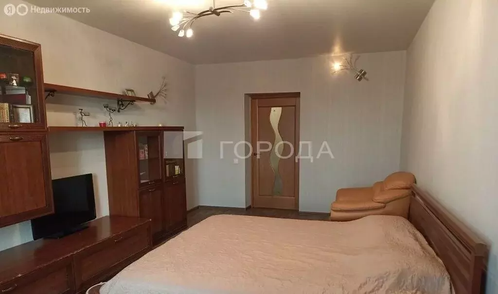 2-комнатная квартира: Барнаул, Северо-Западная улица, 29А (90 м) - Фото 1