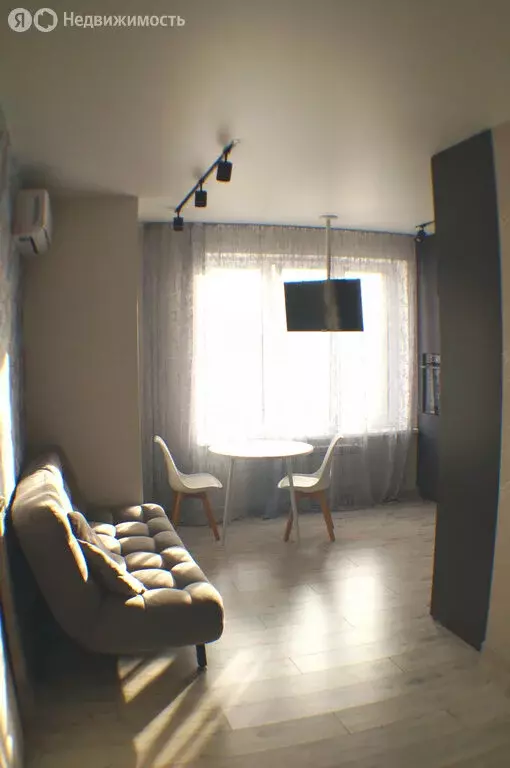 2-комнатная квартира: Медведево, посёлок городского типа Медведево, ... - Фото 2