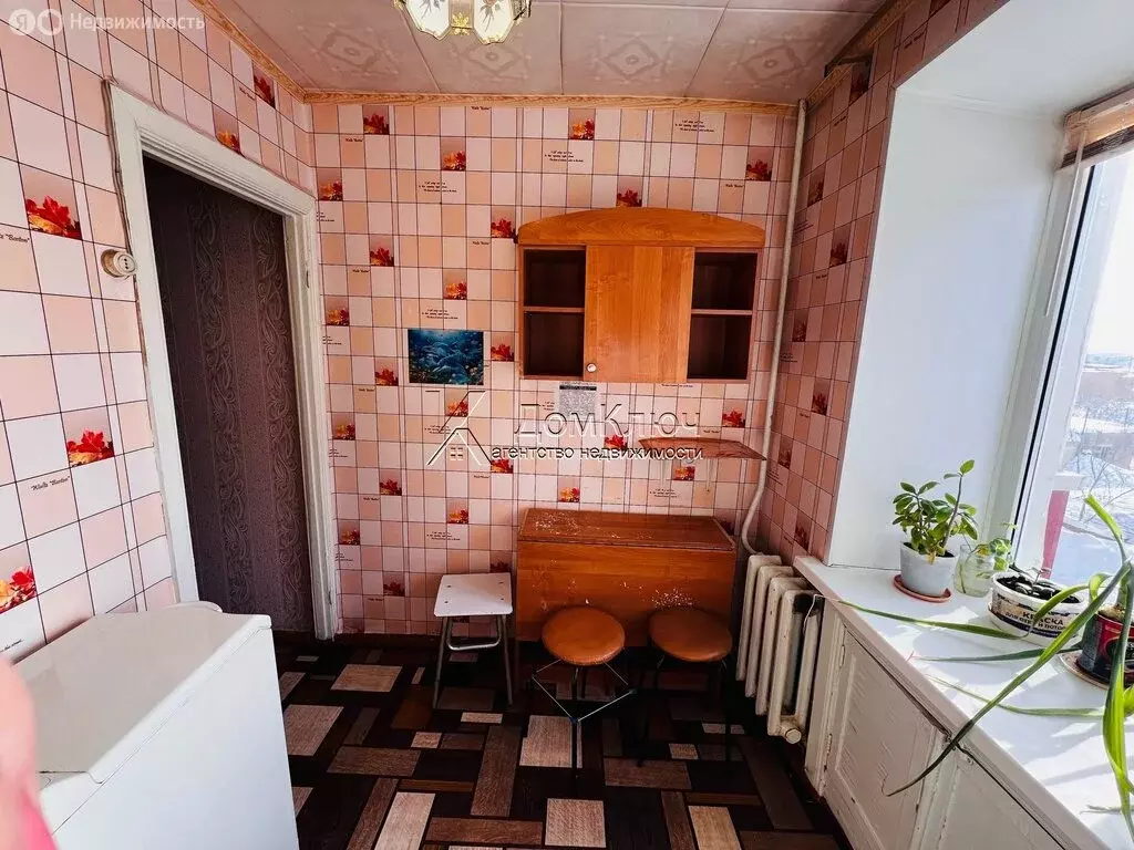 2-комнатная квартира: Кумертау, улица Ломоносова, 1А (47.7 м) - Фото 1