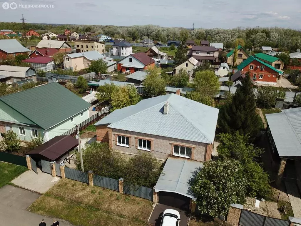 Дом в село Ивановка, Красноуральская улица, 7 (174 м) - Фото 1