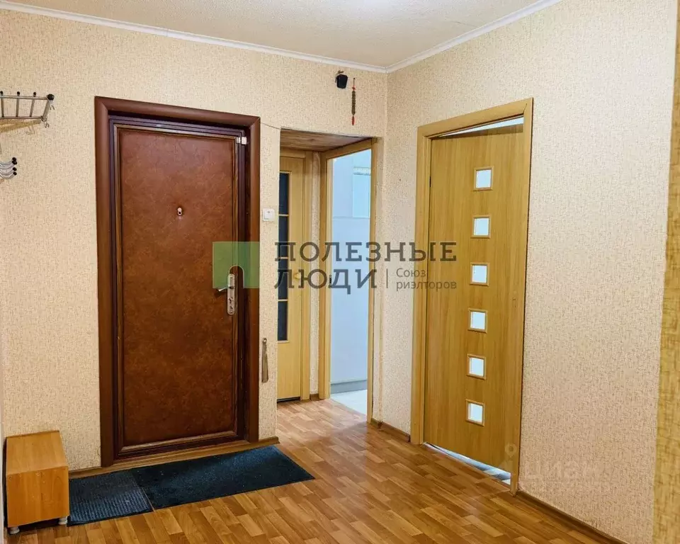 3-к кв. Курганская область, Курган Заозерный жилрайон, 6-й мкр, 2 ... - Фото 2