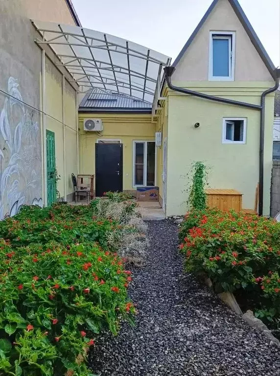 Дом в Дагестан, Избербаш ул. Леваневского, 12 (30 м) - Фото 0