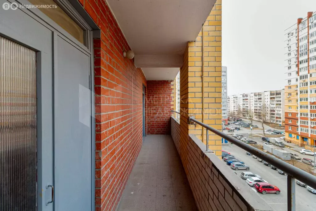 1-комнатная квартира: Тюмень, улица Максима Горького, 83 (42.8 м) - Фото 1