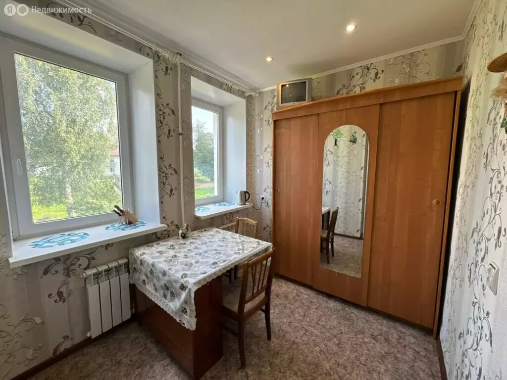 4-комнатная квартира: Бокситогорск, Дымское шоссе, 4 (74.8 м) - Фото 1