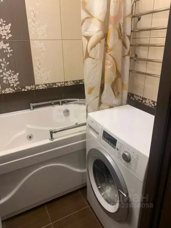 2-к кв. Ханты-Мансийский АО, Сургут ул. Островского, 17 (42.2 м) - Фото 1