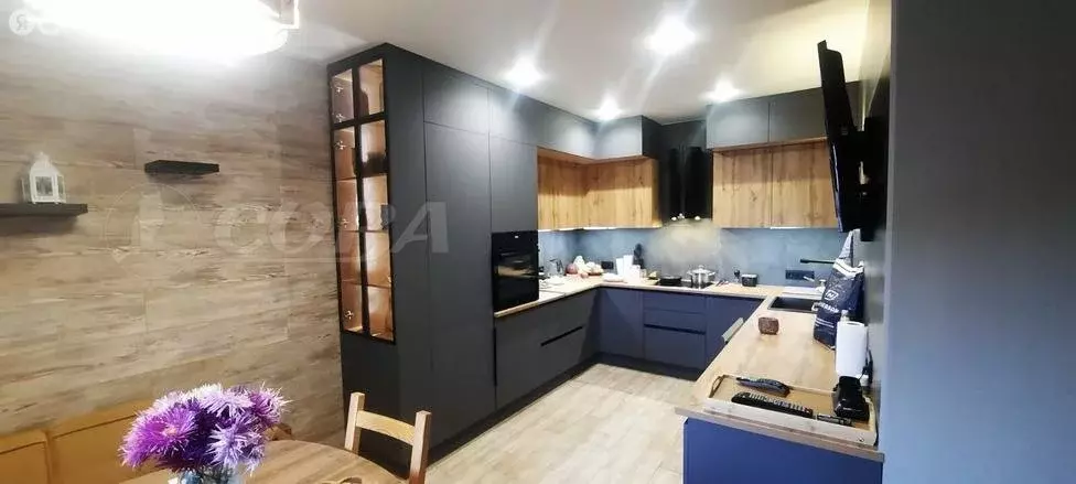 2-комнатная квартира: Тюмень, Паровозная улица, 13 (72.5 м) - Фото 1