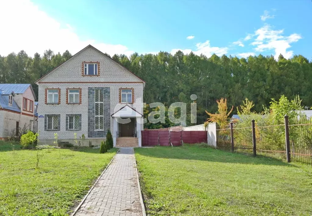 Дом в Мордовия, Саранск ул. Розы Люксембург, 19 (700 м) - Фото 1