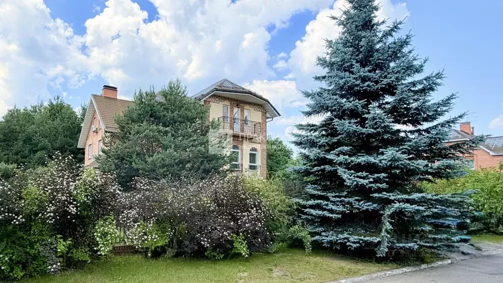 Дом в Московская область, Наро-Фоминский городской округ, д. ... - Фото 1