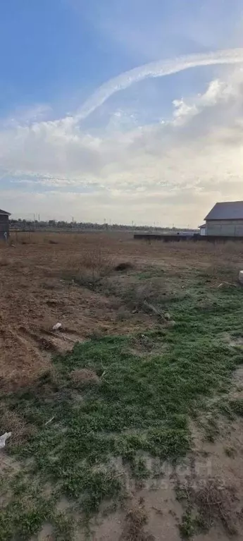 Участок в Астраханская область, Наримановский район, с. Солянка ... - Фото 1