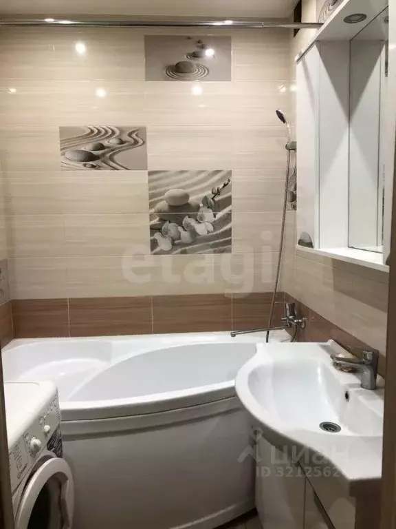 2-к кв. Липецкая область, Липецк ул. Бунина, 11 (59.2 м) - Фото 1