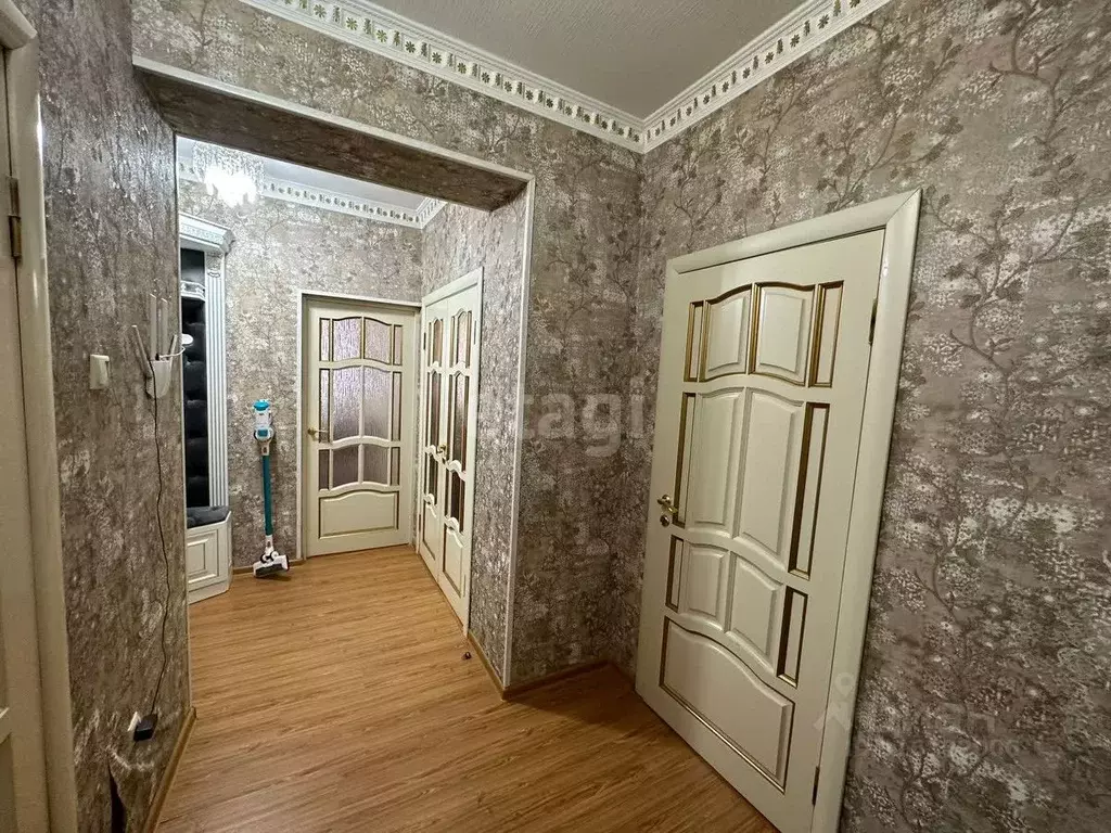 4-к кв. Ингушетия, Магас ул. Салмана Озиева (70.7 м) - Фото 0
