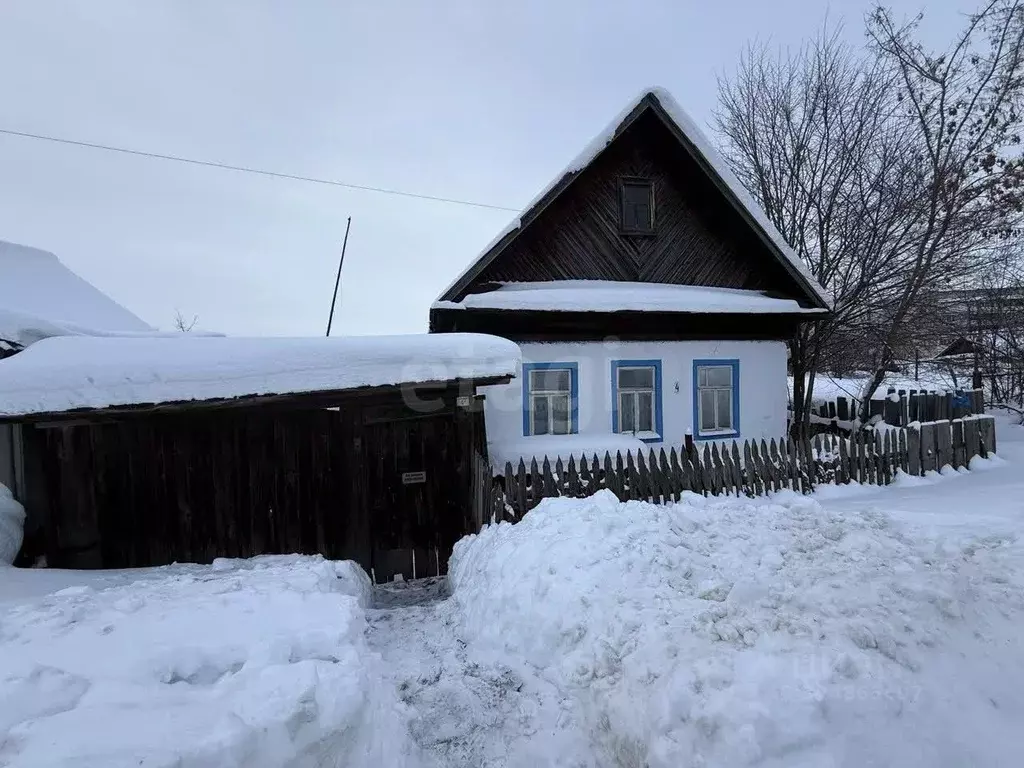 Дом в Удмуртия, Сарапул Центральный жилрайон, ул. Дзержинского, 4А (75 ... - Фото 1