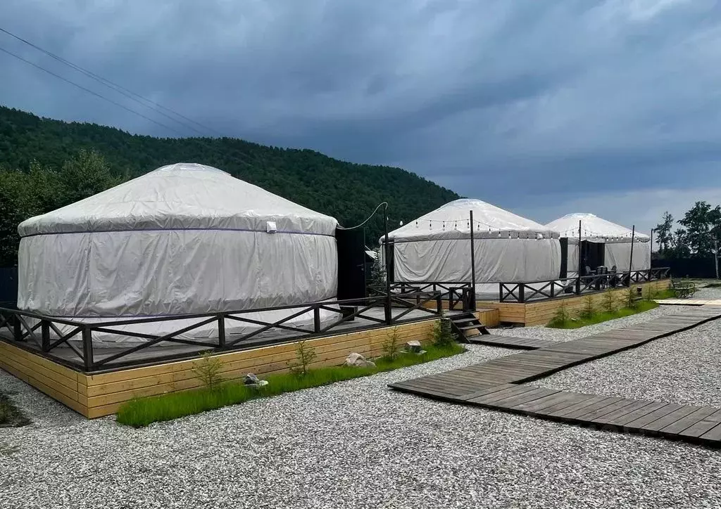 Дом в Иркутская область, Иркутский муниципальный округ, Листвянка рп ... - Фото 1