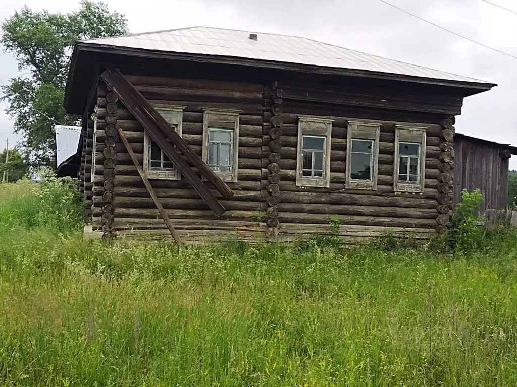 Дом в Свердловская область, Артинский муниципальный округ, с. ... - Фото 1