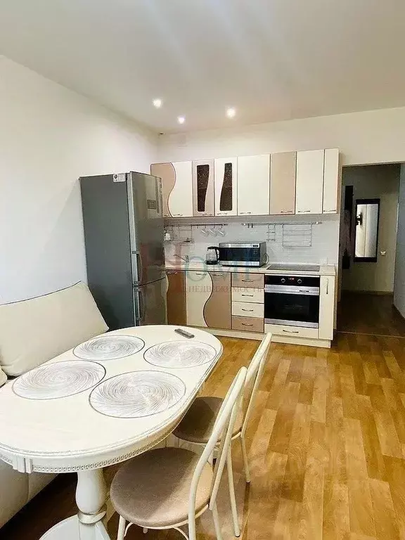2-к кв. Новосибирская область, Новосибирск ул. Лескова, 29 (50.0 м) - Фото 0