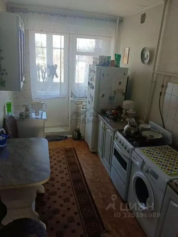 3-к кв. Новгородская область, Крестцы рп ул. Строителей, 12 (59.6 м) - Фото 1