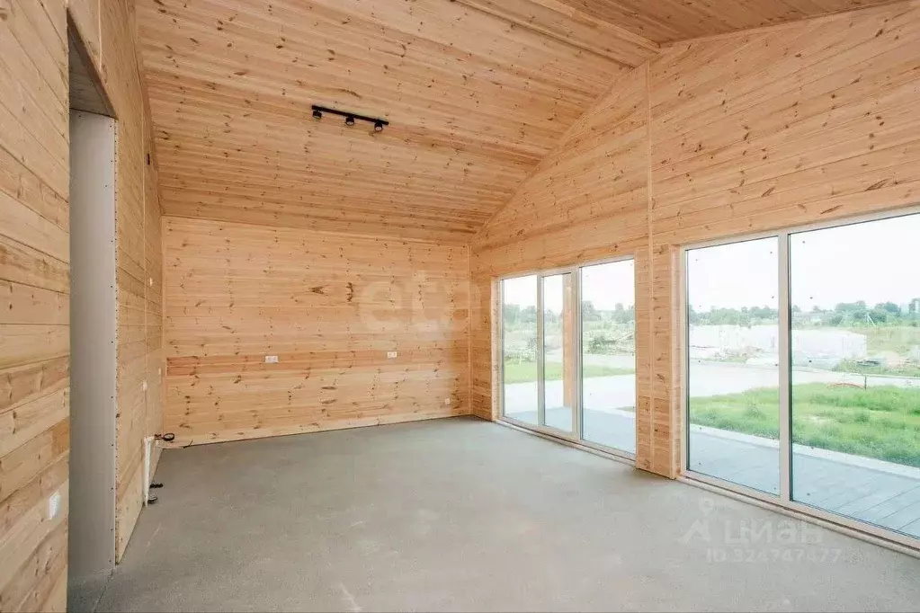 Дом в Калининградская область, Гурьевский муниципальный округ, пос. ... - Фото 1