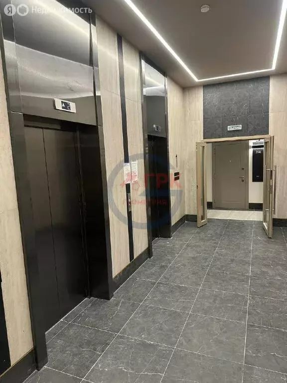 Квартира-студия: Тюмень, улица Вадима Бованенко, 7 (24 м) - Фото 2