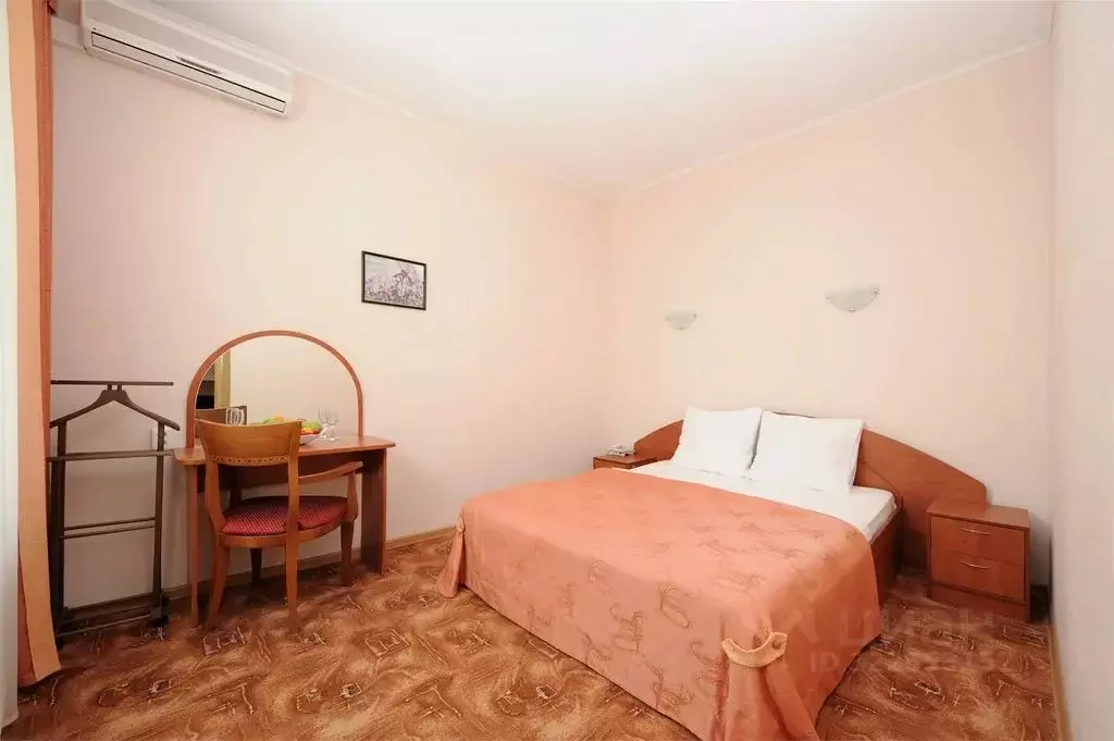 Комната Свердловская область, Екатеринбург ул. Республиканская, 1А - Фото 0