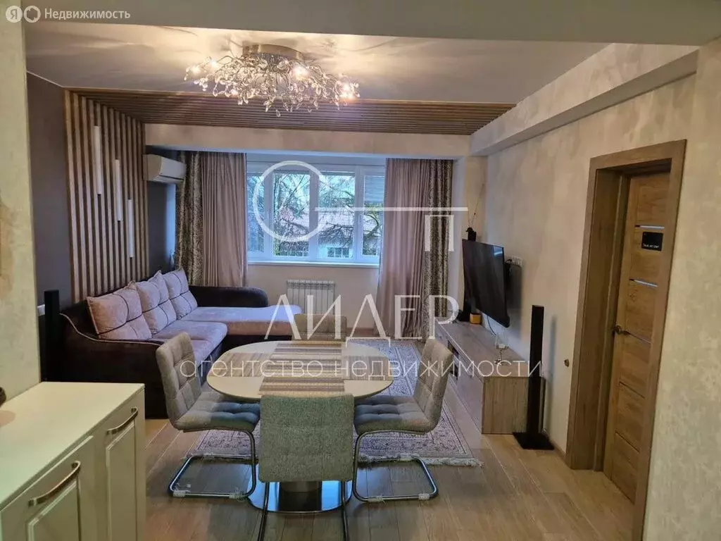 3-комнатная квартира: Сочи, микрорайон Гагарина, Красноармейская ... - Фото 2