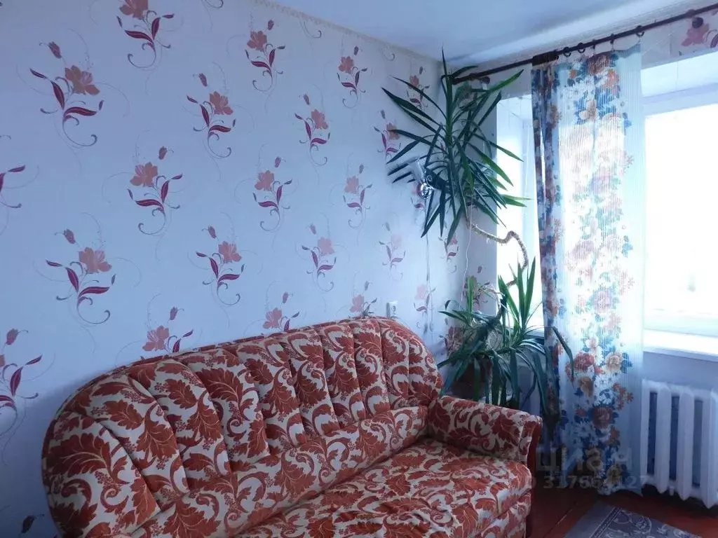 2-к кв. Новгородская область, Валдай ул. Гагарина, 26 (40.0 м) - Фото 0