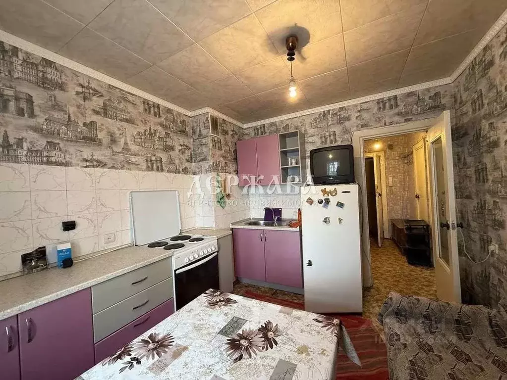 1-к кв. Белгородская область, Губкин Севастопольская ул., 99 (37.0 м) - Фото 2