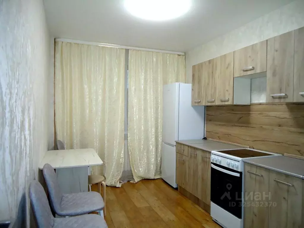 1-к кв. Московская область, Реутов Комсомольская ул., 10 (37.7 м) - Фото 1