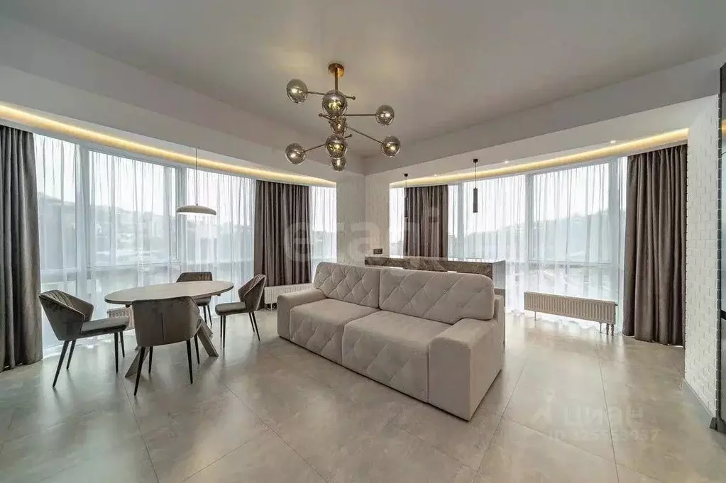 3-к кв. Крым, Ялта ул. Кривошты, 11А (75.0 м) - Фото 1