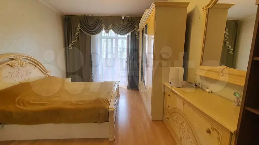 1-к. квартира, 60,3 м, 5/5 эт. - Фото 0