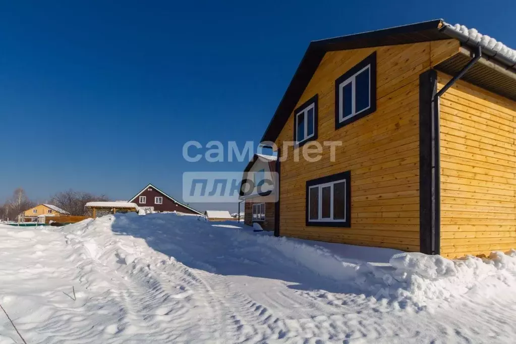 Дом в Томская область, Томск пос. Светлый, ул. Лучистая, 12 (100 м) - Фото 1