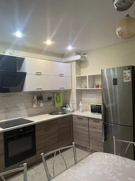 3-к кв. Татарстан, Казань ул. Оренбургский Тракт, 140Г (83.0 м) - Фото 0