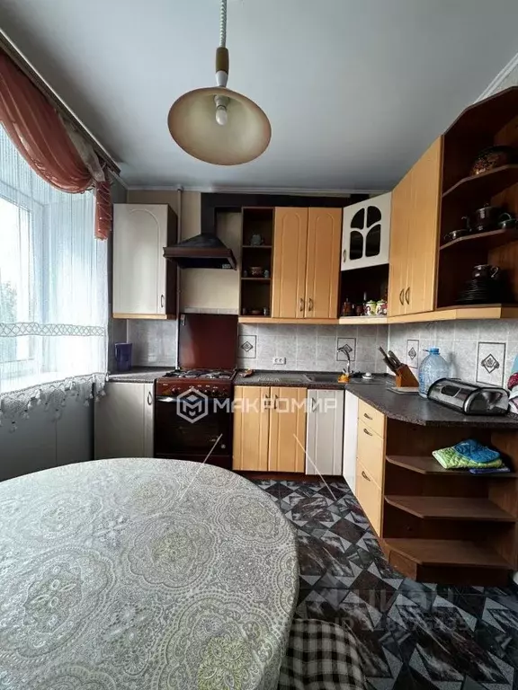 2-к кв. Брянская область, Брянск ул. Ромашина, 32 (64.0 м) - Фото 0
