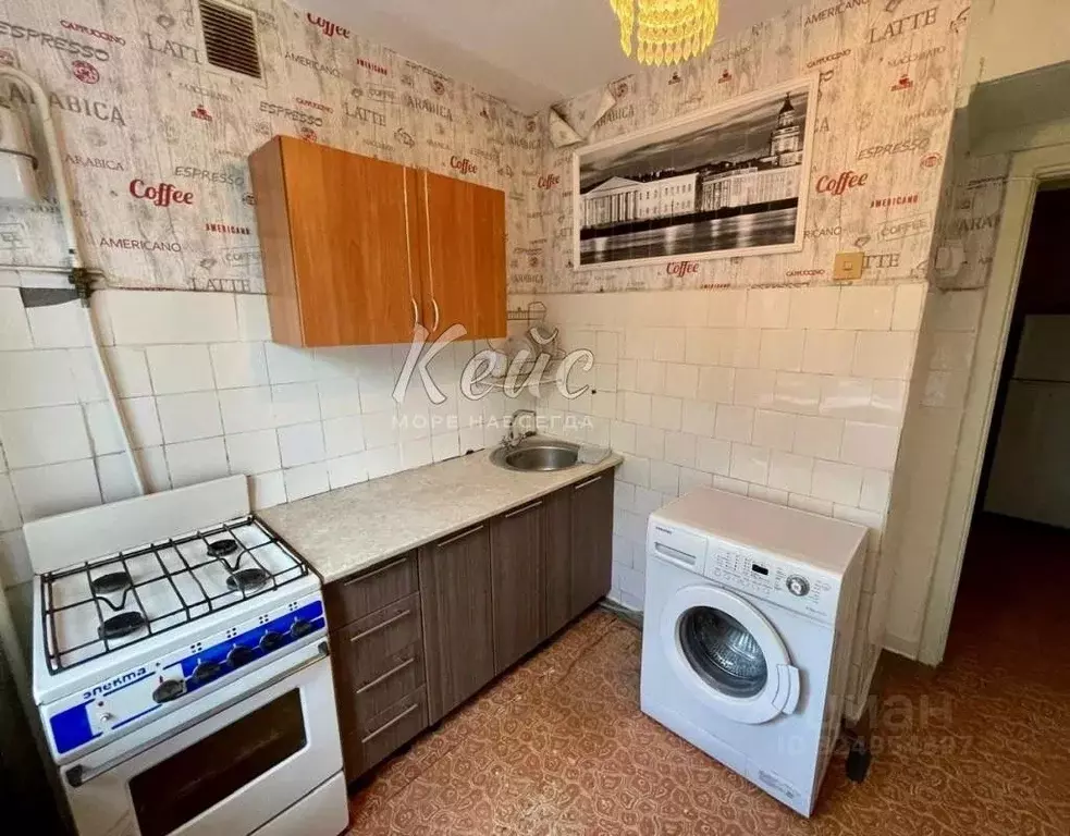 2-к кв. Крым, Феодосия ул. Гарнаева, 79 (47.1 м) - Фото 2