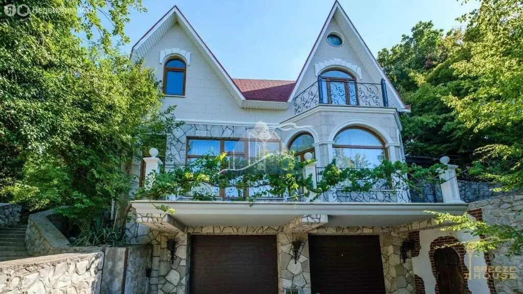 Дом в Республика Крым, муниципальный округ Ялта, посёлок городского ... - Фото 1