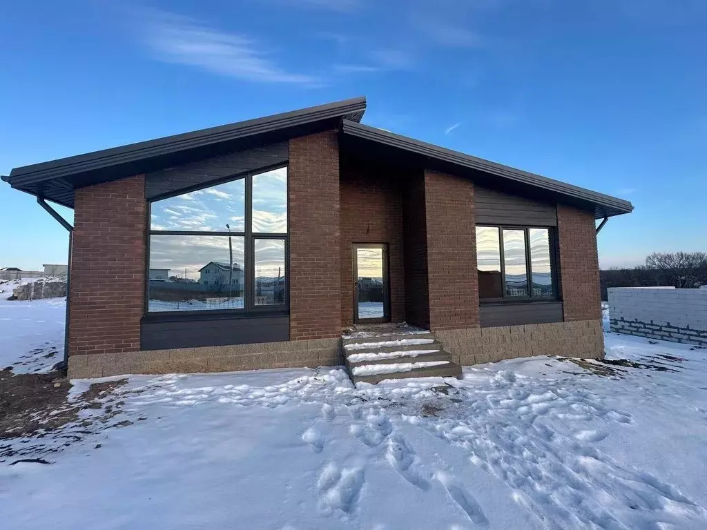 Дом в Белгородская область, Белгородский район, с. Стрелецкое ул. ... - Фото 1