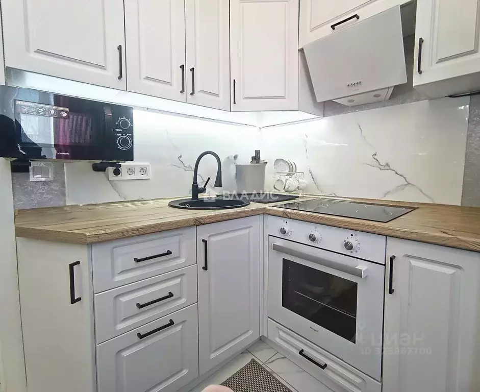 1-к кв. Волгоградская область, Волгоград ул. Германа Титова, 20А (33.1 ... - Фото 1