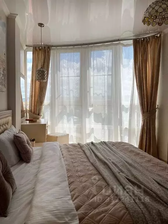 2-к кв. Ставропольский край, Ессентуки Депутатская ул., 7 (97.0 м) - Фото 1