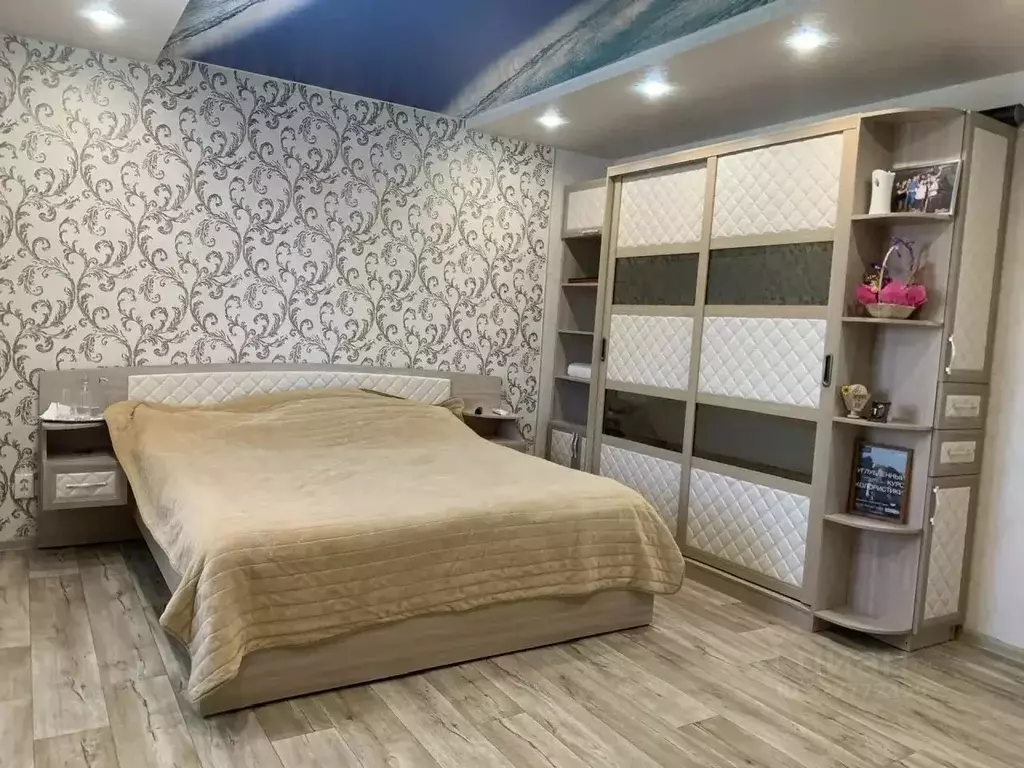 Дом в Курская область, Курск Малиновая ул. (180 м) - Фото 1