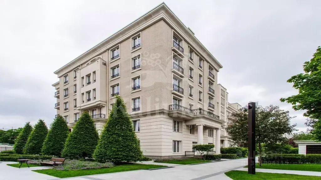 5-к кв. Москва ул. Ефремова, 19к3 (400.0 м) - Фото 1