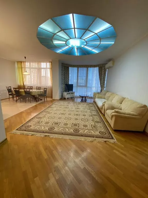 3-к. квартира, 110 м, 5/12 эт. - Фото 1
