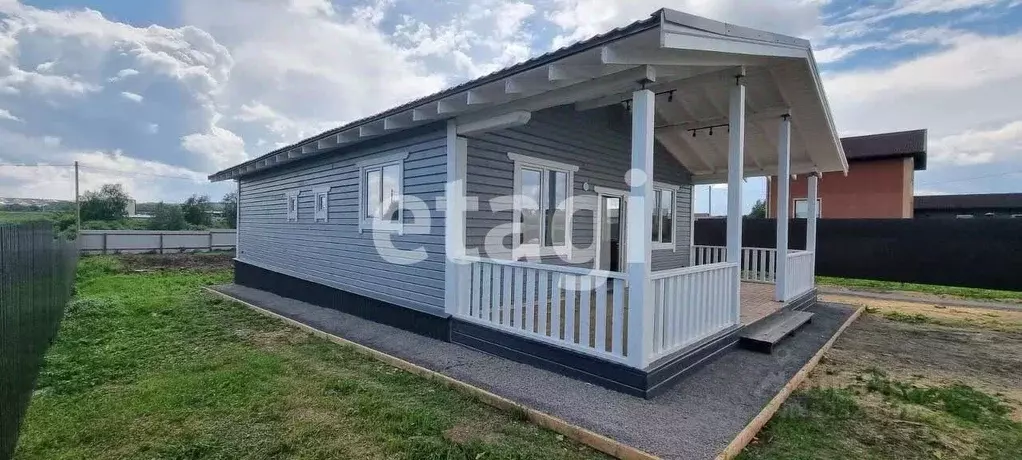 Дом в Красноярский край, Красноярск городской округ, пос. Элита ул. ... - Фото 1