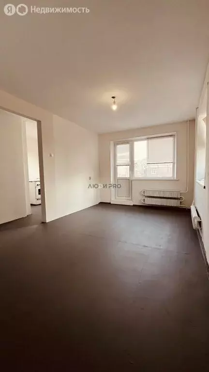 1-комнатная квартира: Уфа, улица Коммунаров, 62 (30.4 м) - Фото 1